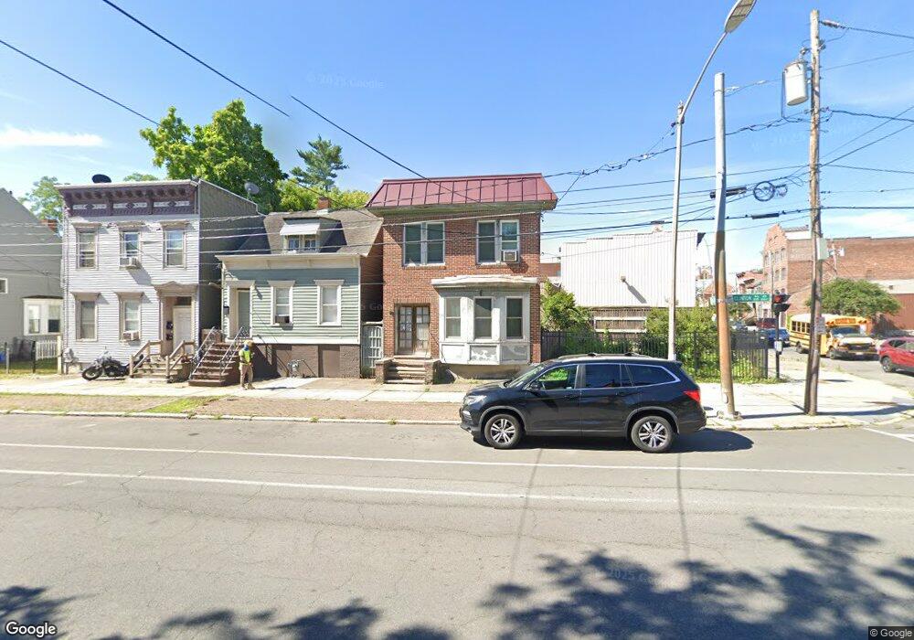 536 Clinton Ave, Albany, NY 12206 - photo 1