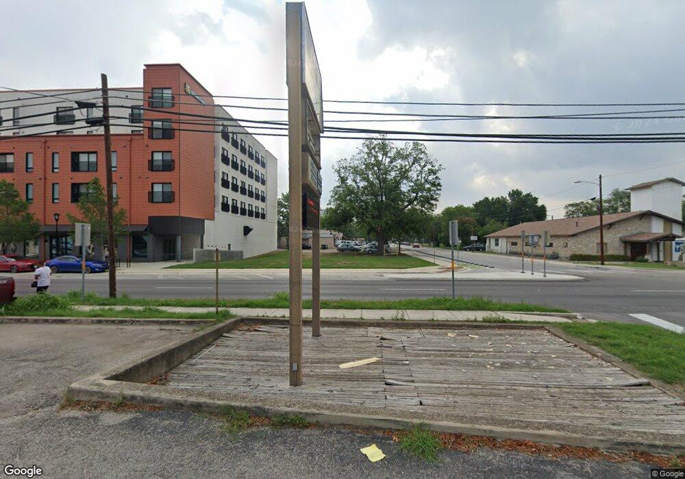 421 S Guadalupe St, San Marcos, TX 78666 - photo 1