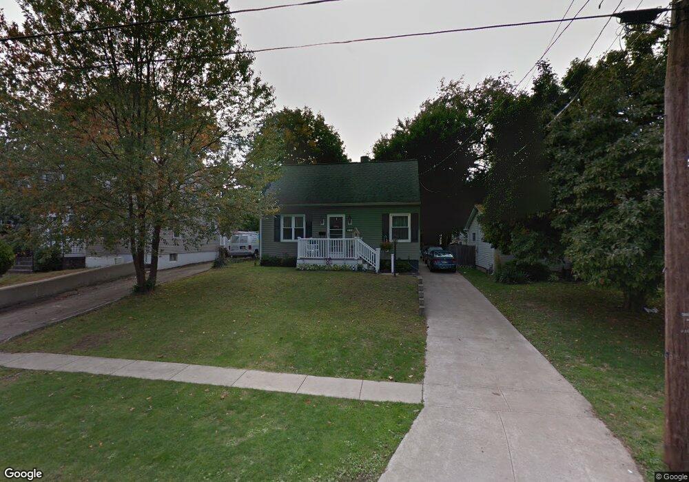 514 Zephyr Ave, Erie, PA 16505 - photo 1