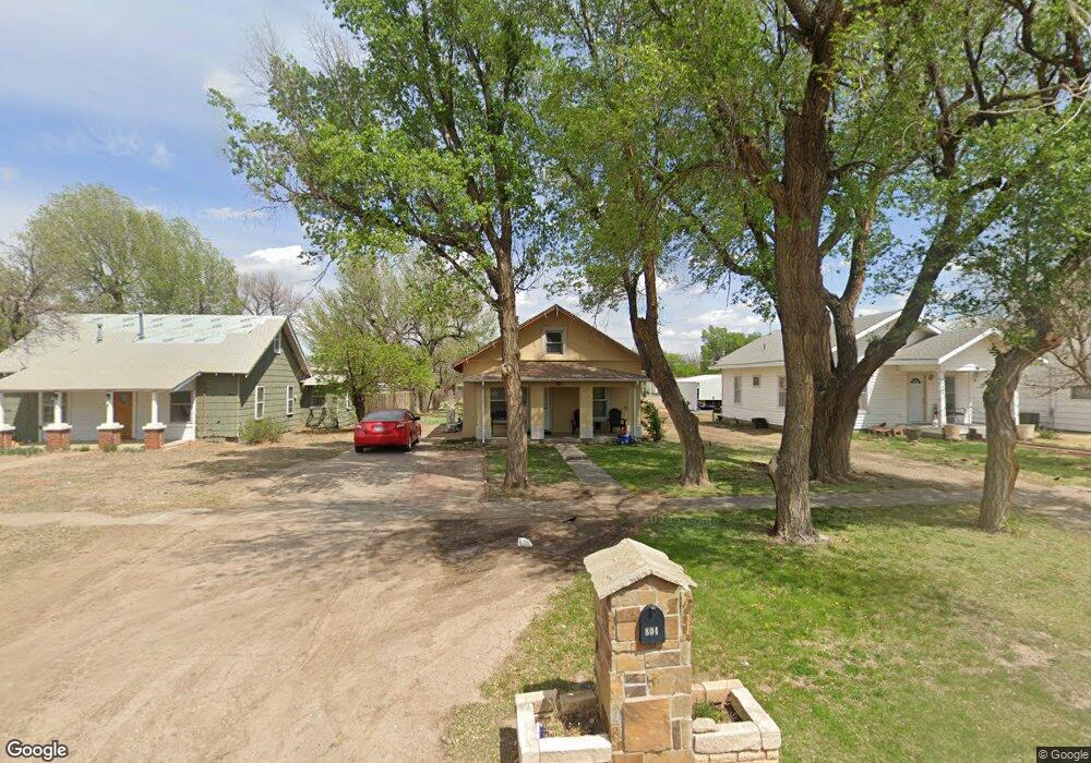804 S Monroe St, Hugoton, KS 67951 - photo 1