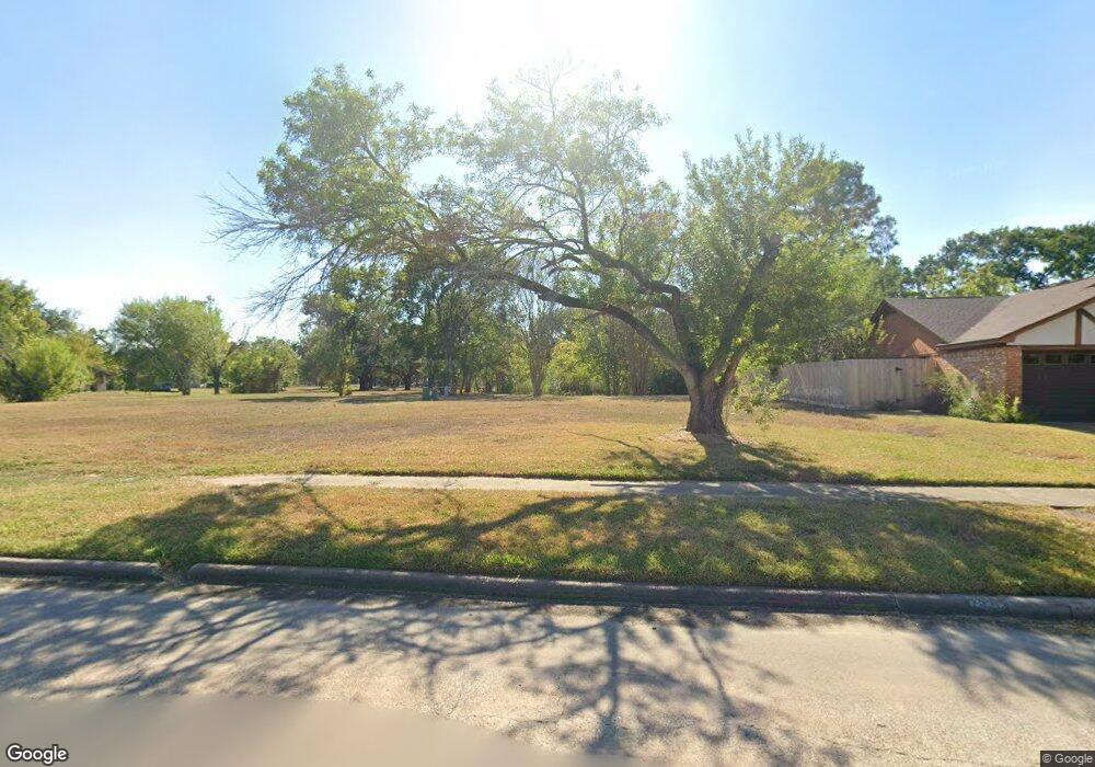 7159 Woodland West Dr, Houston, TX 77040 - photo 1