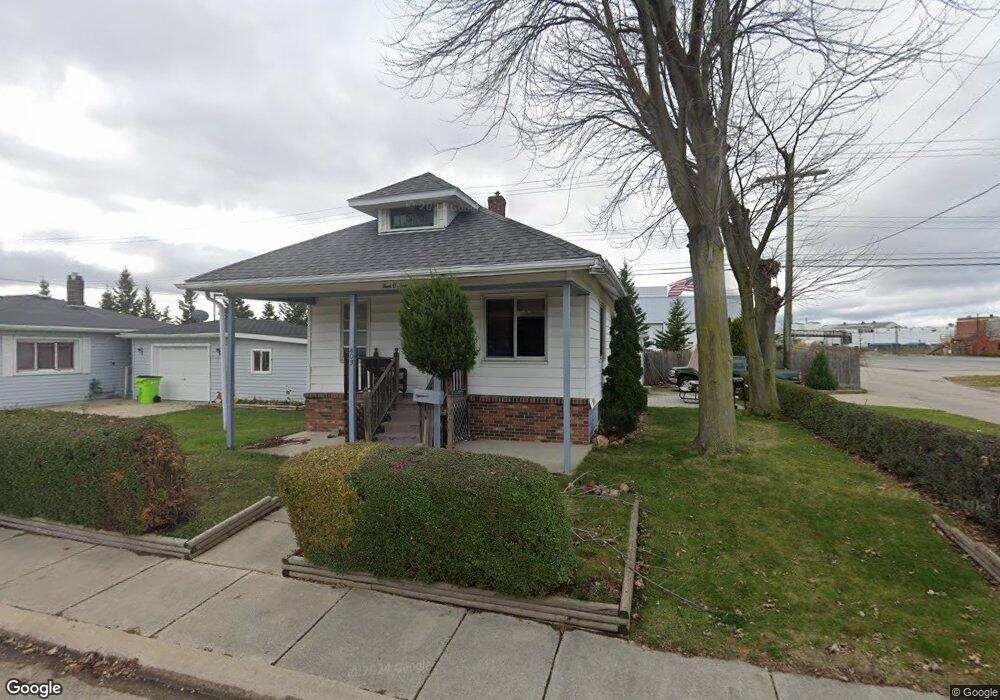 403 17th St, Port Huron, MI 48060 - photo 1