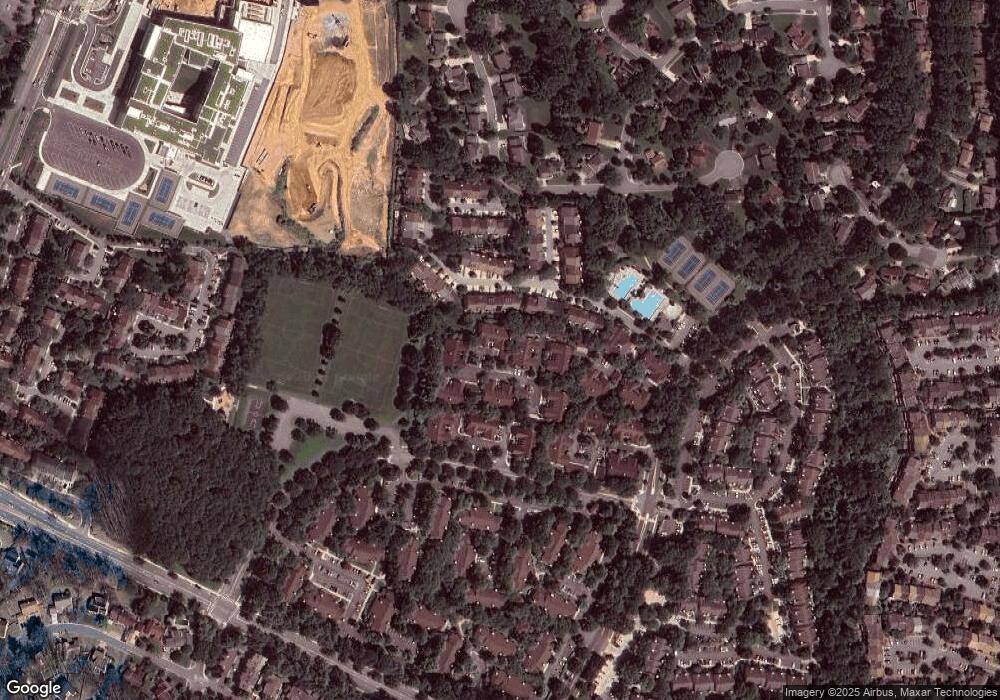 5803 Linden Square Ct unit 48, Rockville, MD 20852 - photo 1