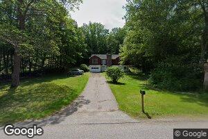 36 Mountain Rd, Cape Neddick, ME 03902