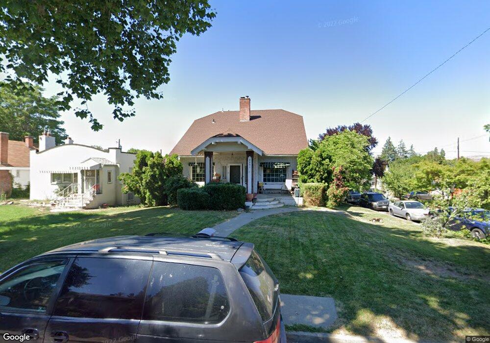 2301 Eleanor St, Yakima, WA 98902 - photo 1