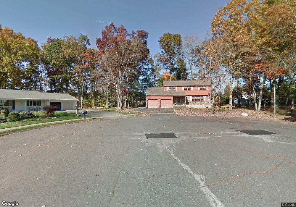 211 Worthington Rd, Glastonbury, CT 06033 - photo 1