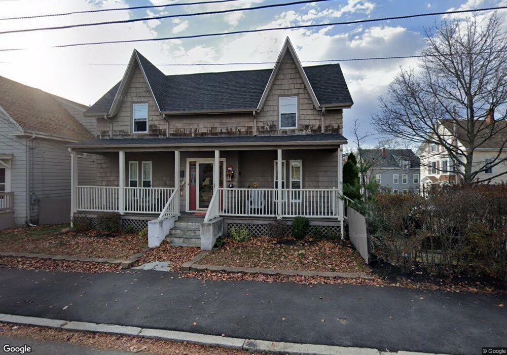 64 Pine St unit 2, Swampscott, MA 01907 - photo 1