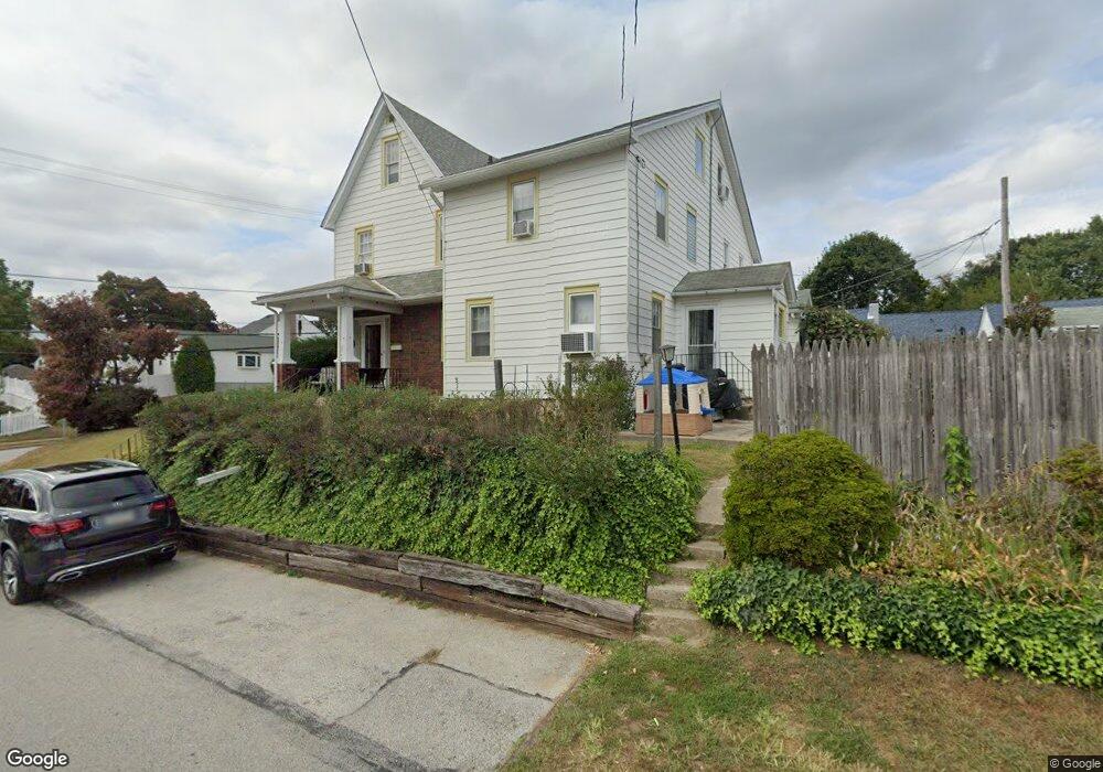 99 S Sproul Rd, Broomall, PA 19008 - photo 1