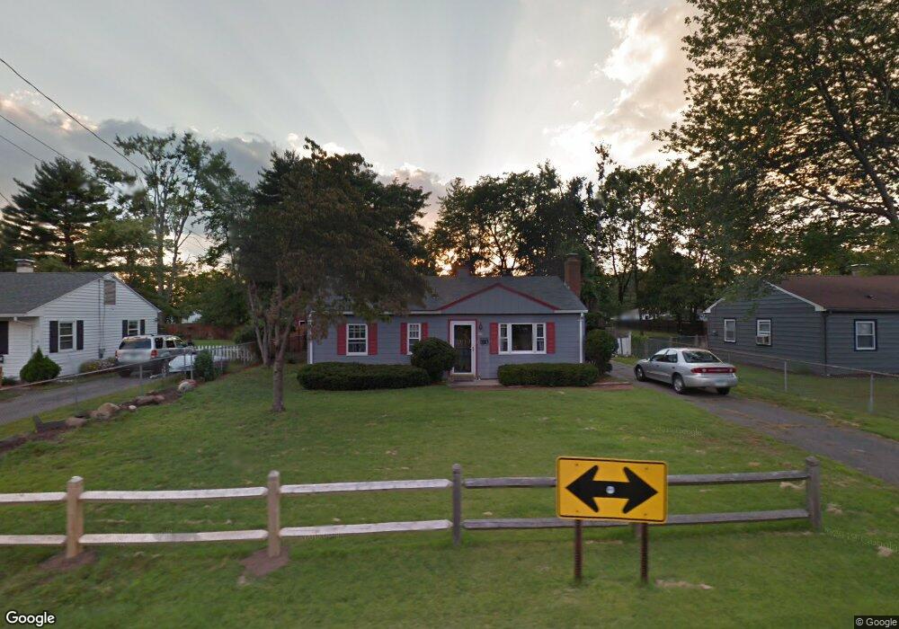 199 Southwest Ave, Windsor Locks, CT 06096 - photo 1