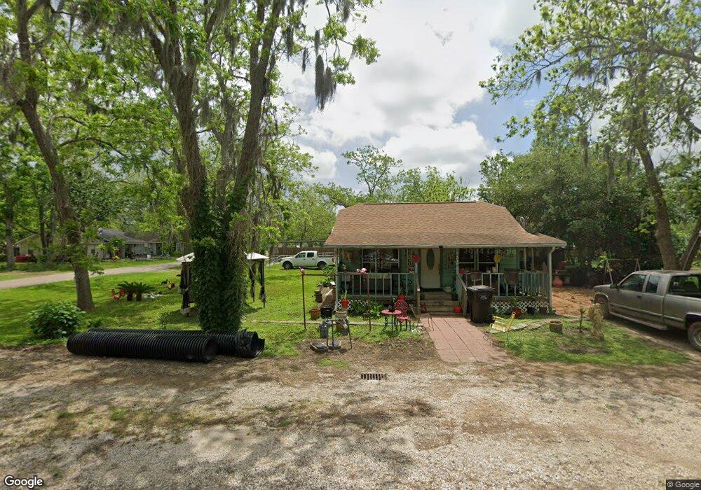 504 Walnut St, Brazoria, TX 77422 - photo 1