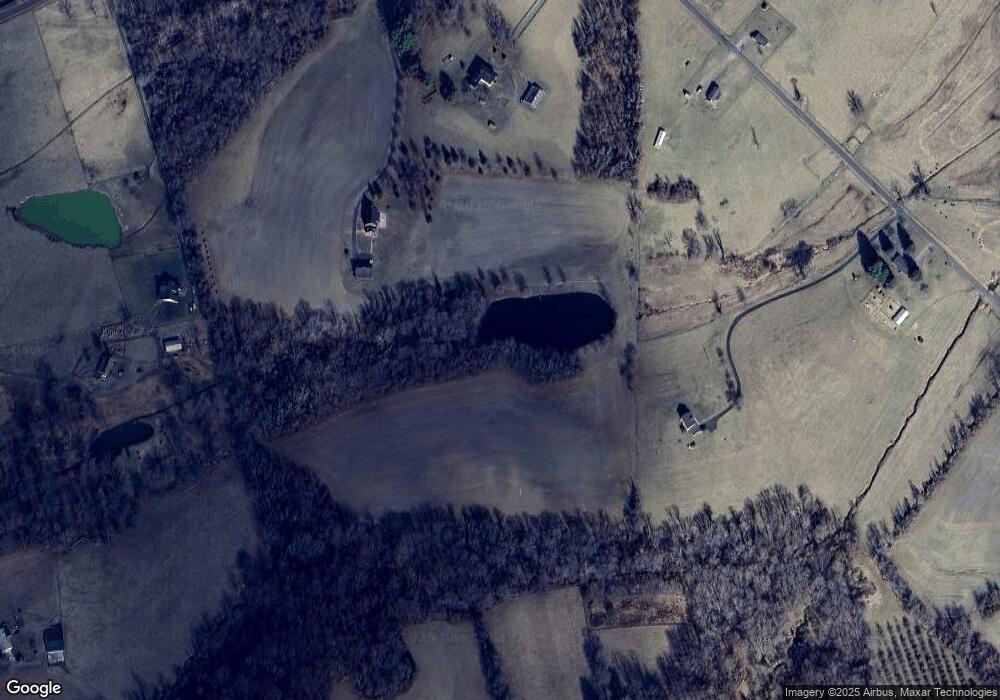 201 Resettlement Rd, Huntly, VA 22640 - photo 1