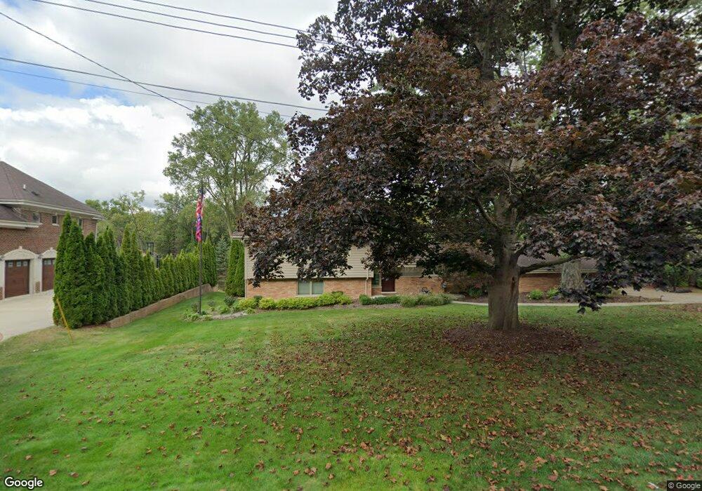 1912 Bayou Dr unit Bldg-Unit, Bloomfield Hills, MI 48302 - photo 1