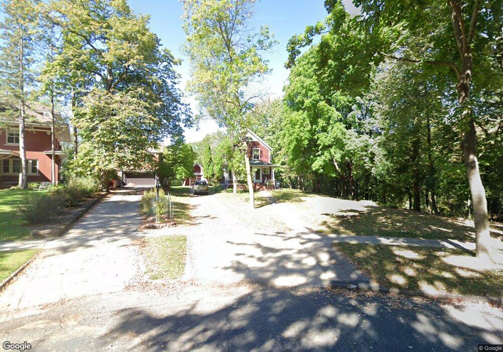 303 Park Cir, Menomonie, WI 54751 - photo 1