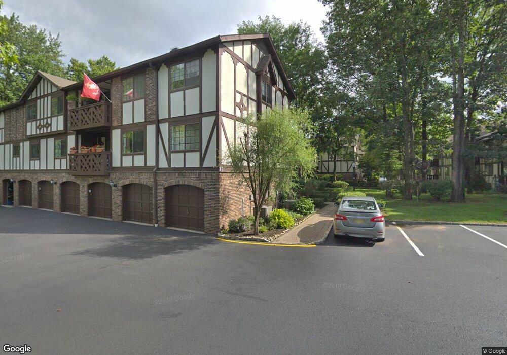 1707 Faulkner Ct, Mahwah, NJ 07430 - photo 1