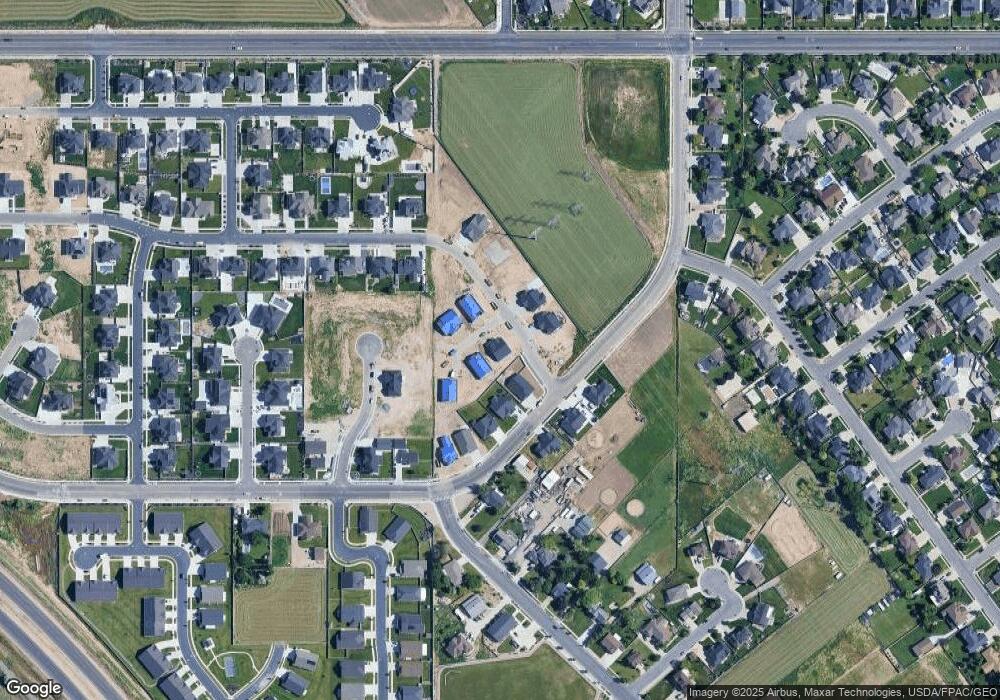 877 S 1800 W, Layton, UT 84041 - photo 1