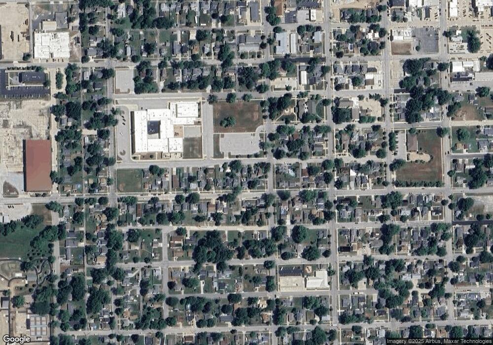 311 W 14th St, Auburn, IN 46706 - photo 1