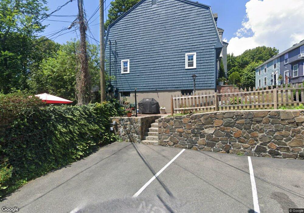 2 Frost Ln, Marblehead, MA 01945 - photo 1