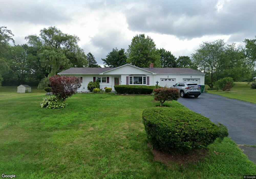 8 Old Village Rd, Bloomfield, CT 06002 - photo 1