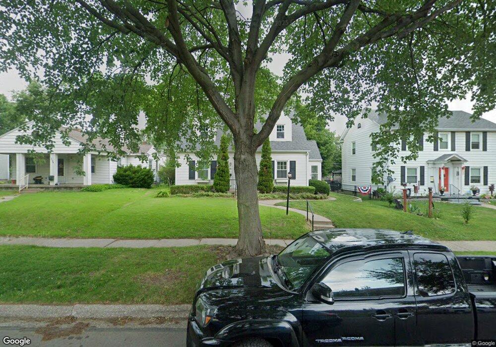 1130 Grand Ct, Davenport, IA 52803 - photo 1