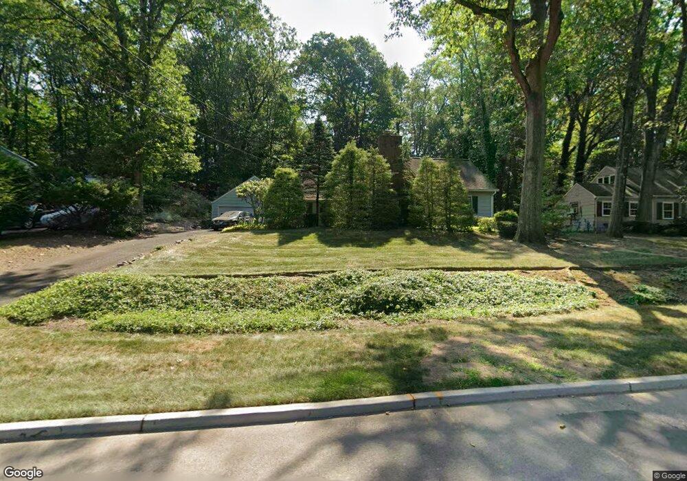 255 Gateway Rd, Ridgewood, NJ 07450 - photo 1