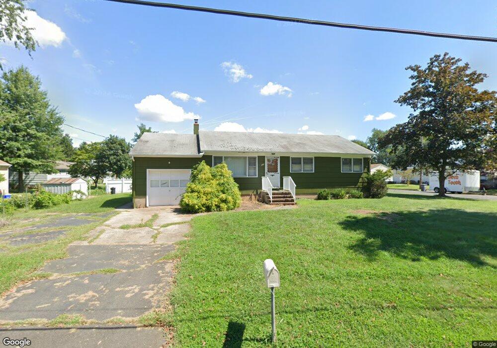 535 Sherwood Dr, Piscataway, NJ 08854 - photo 1