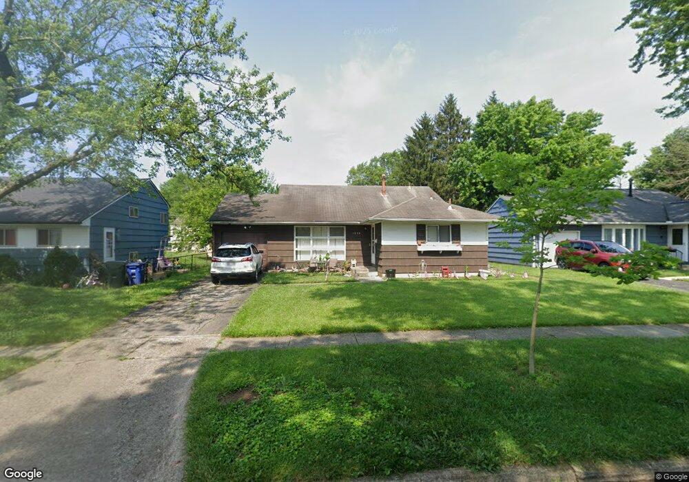 1239 Manfeld Dr, Columbus, OH 43227 - photo 1