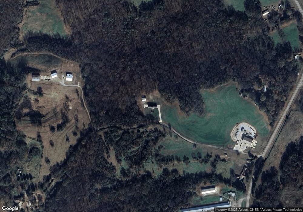 220 Stone Rd, Carnesville, GA 30521 - photo 1