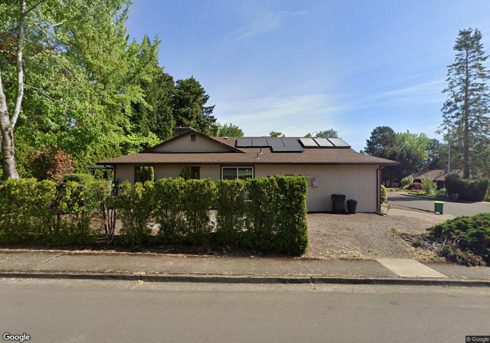 8400 SW Parkview Loop, Beaverton, OR 97008 - photo 1