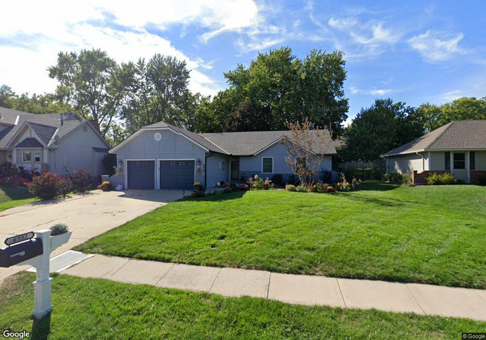 6332 Alden St, Shawnee, KS 66216 - photo 1