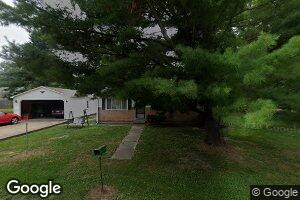 313 W Chester St, Chestnut, IL 62518