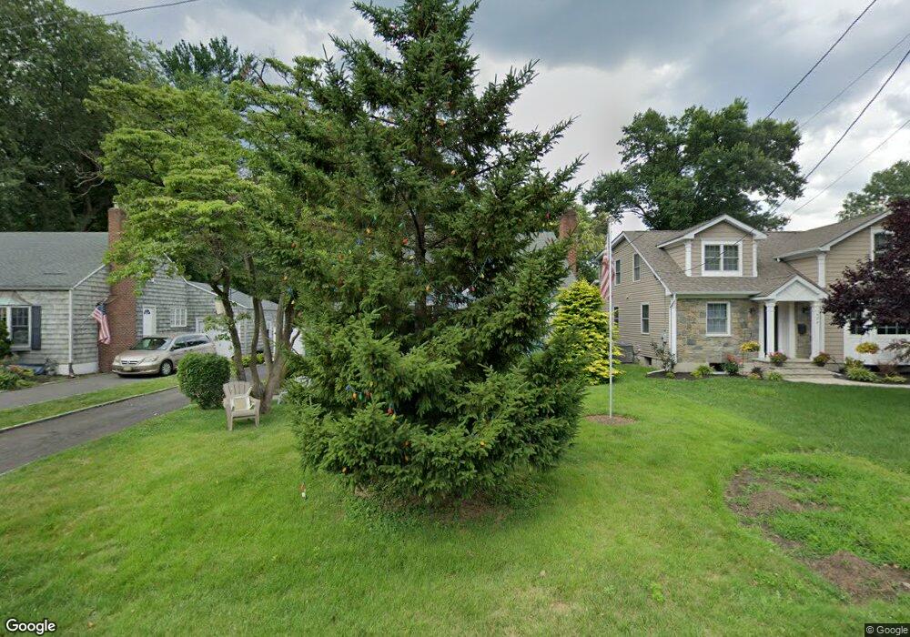 425 Evergreen Blvd, Scotch Plains, NJ 07076 - photo 1