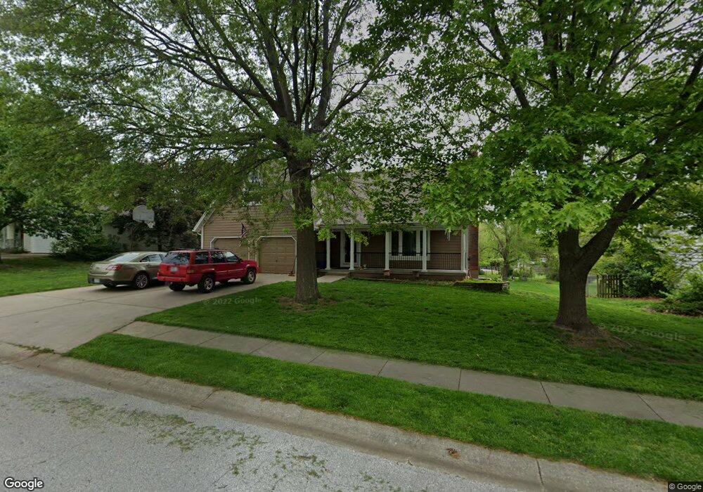 303 Toucan St, Raymore, MO 64083 - photo 1