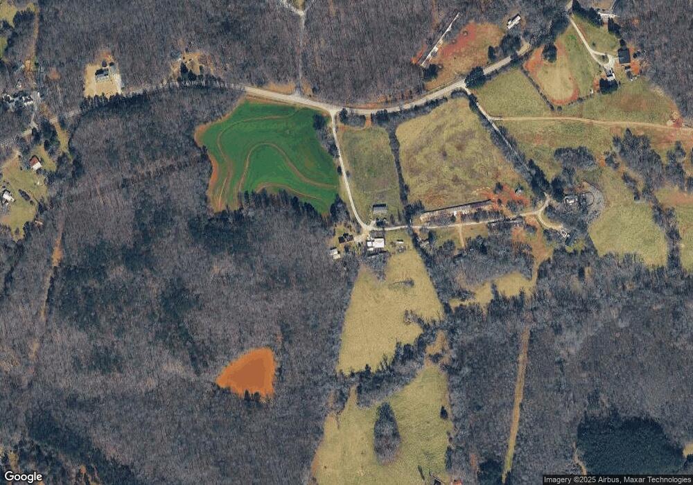 255 Welborn Dr, Gillsville, GA 30543 - photo 1