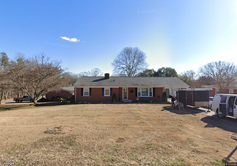 105 Crestview Dr, Inman, SC 29349 - photo 1