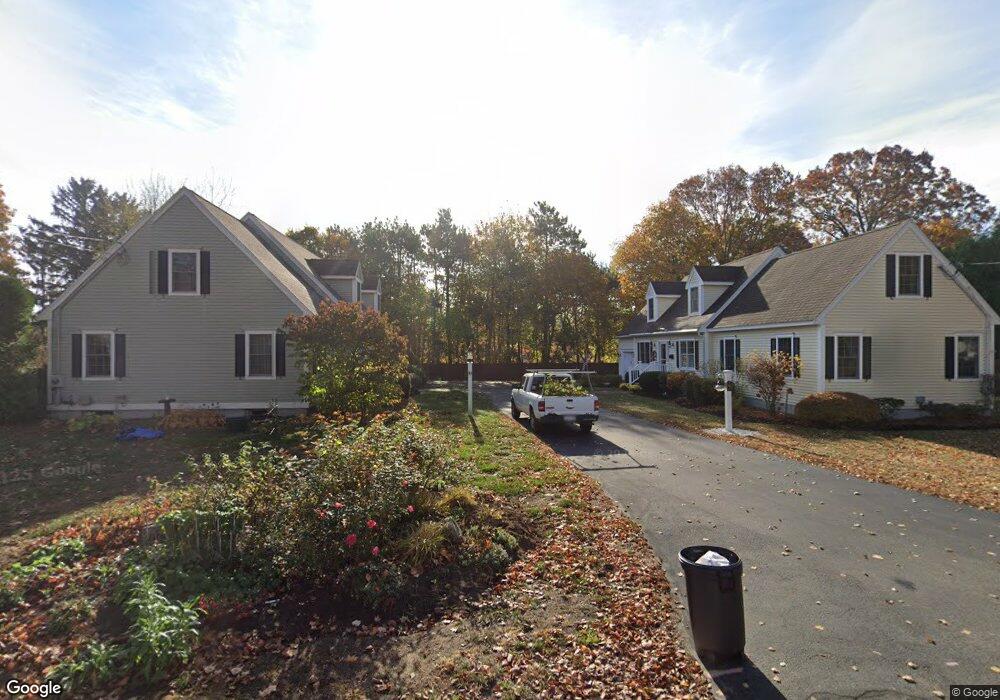 19 1/2 Myrtle Ave unit A, Newburyport, MA 01950 - photo 1