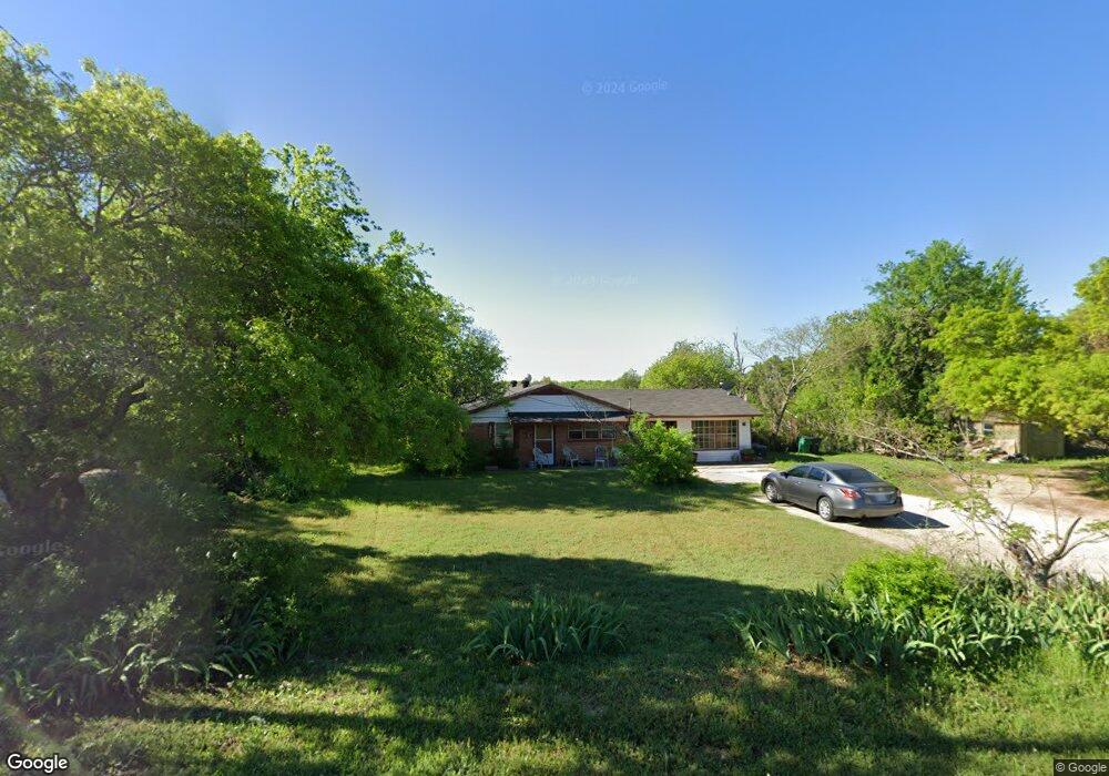 304 Joyce St, Weatherford, TX 76085 - photo 1