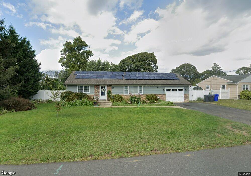 586 Robinhood Rd, Brick, NJ 08724 - photo 1