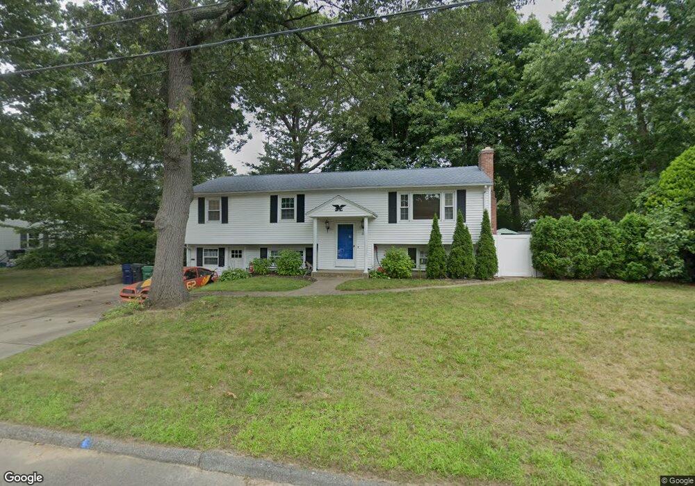 130 Viscount Rd, Warwick, RI 02889 - photo 1