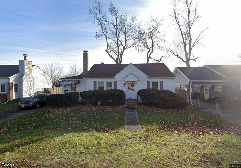 301 E Cowing Dr, Muncie, IN 47303 - photo 1