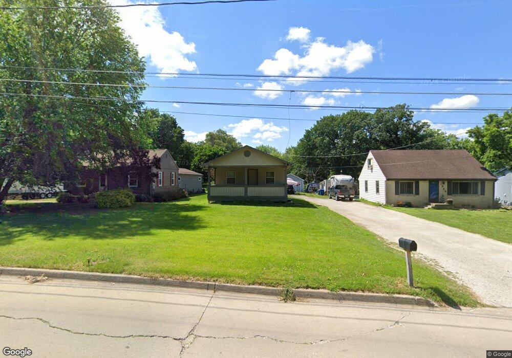 1549 Pioneer Rd, Des Moines, IA 50320 - photo 1