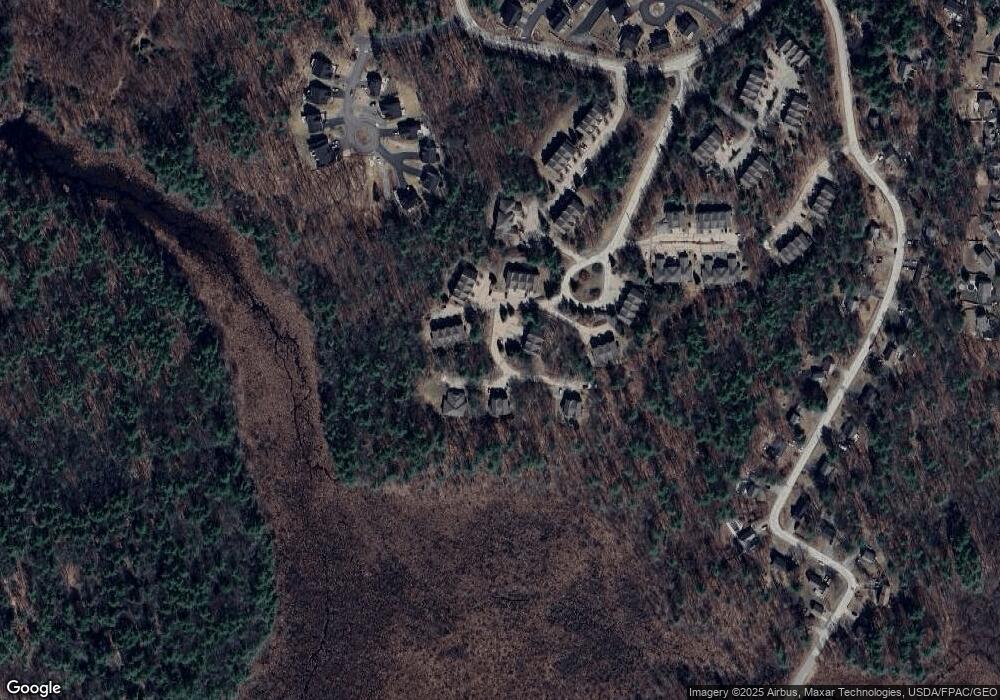 56 Magnolia Ln, Newmarket, NH 03857 - photo 1