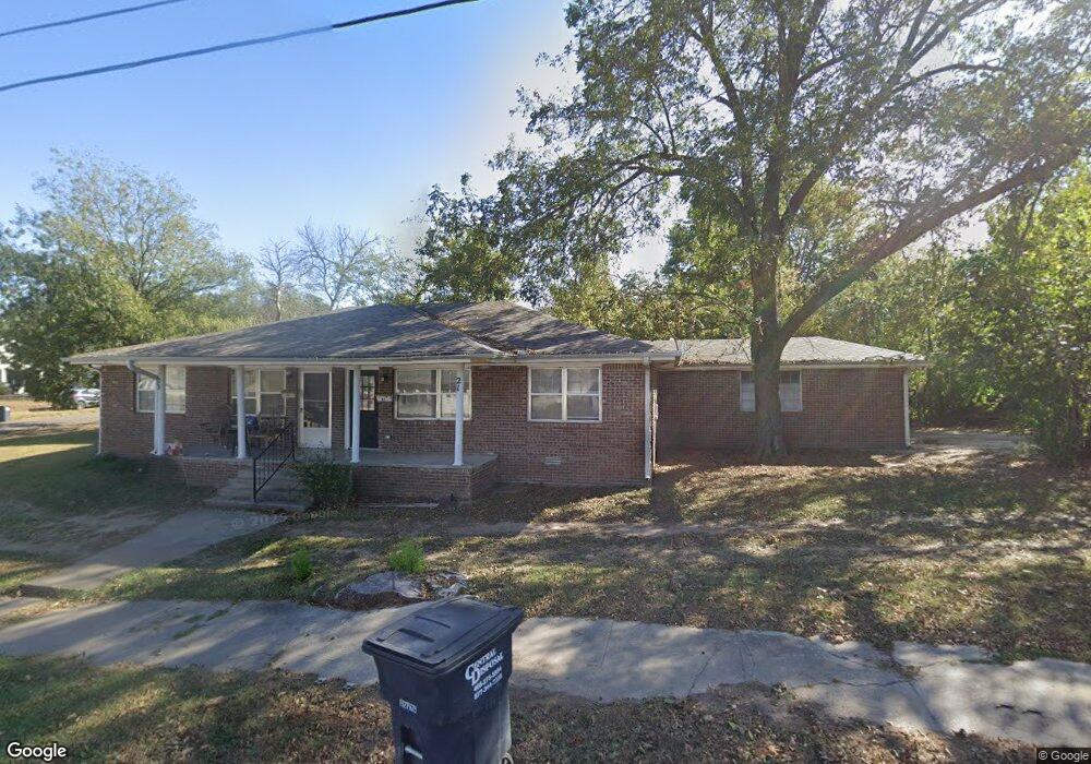 21 E Wallace St, Shawnee, OK 74801 - photo 1