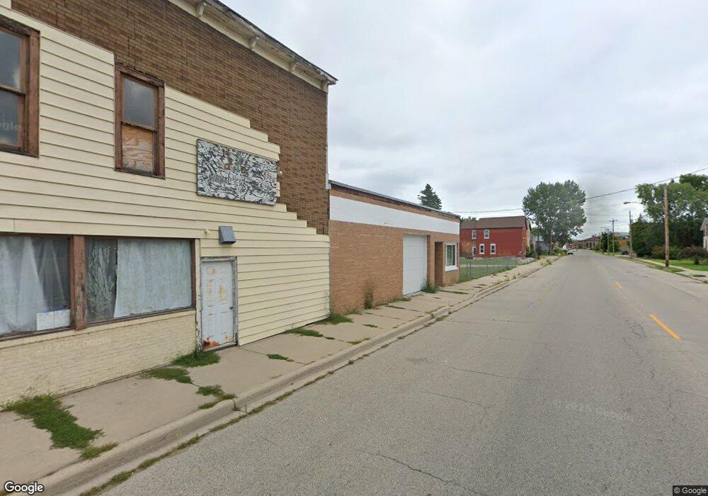 554 6th Ave, Menominee, MI 49858 - photo 1