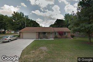 5001 W Wedgewood Ln, Muncie, IN 47304