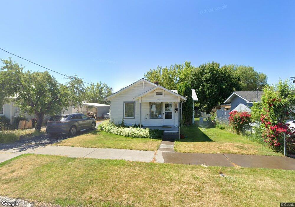 2222 Applegate Ave, Klamath Falls, OR 97601 - photo 1
