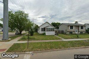 1239 11th St NW, Cedar Rapids, IA 52405