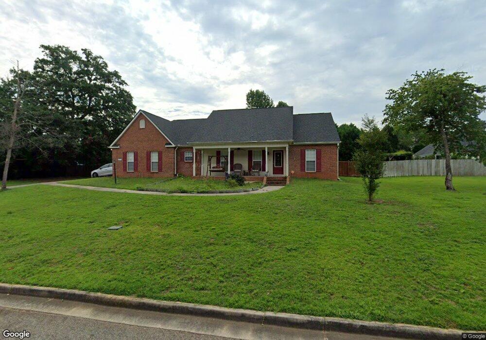 303 Bay Laurel Cir, Warner Robins, GA 31088 - photo 1