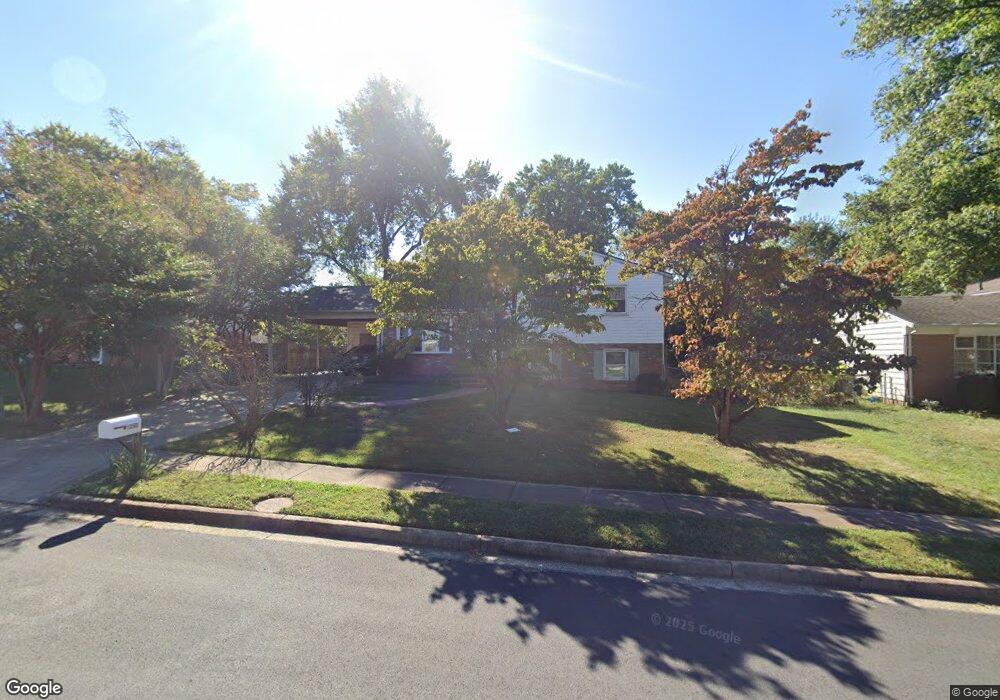 13509 Pennsboro Dr, Chantilly, VA 20151 - photo 1