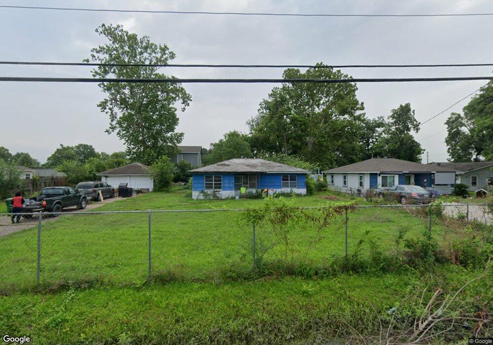 9726 Shady Ln, Houston, TX 77093 - photo 1