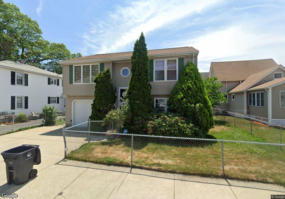 179 Darlingale Ave, Pawtucket, RI 02861 - photo 1